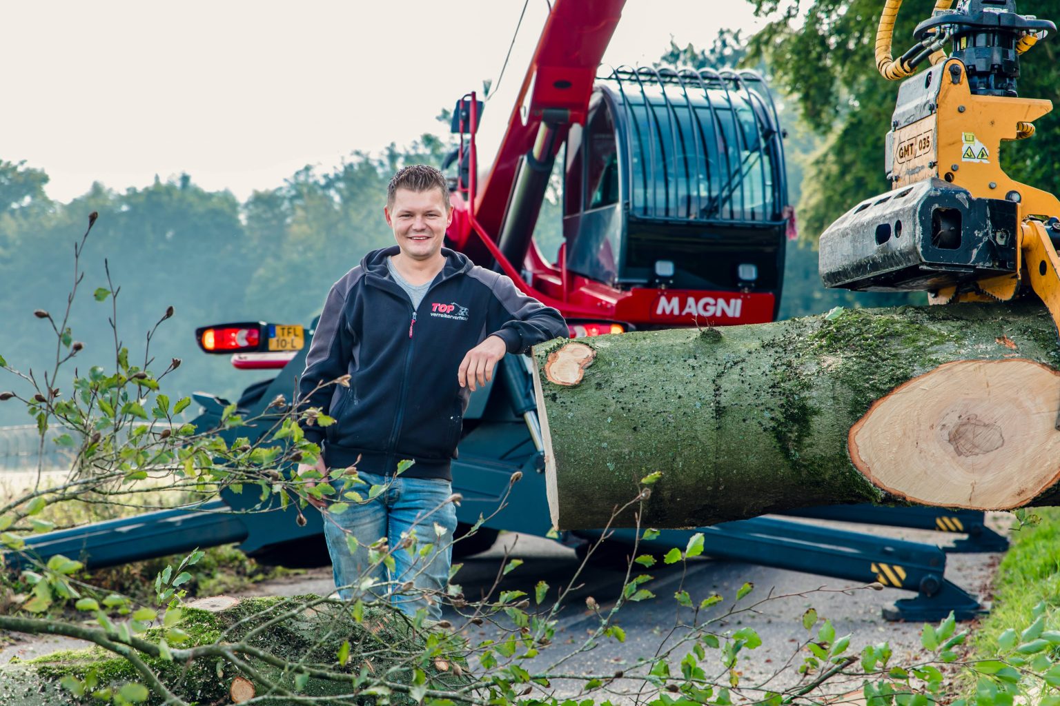Aan het werk bij Top verreikerverhuur